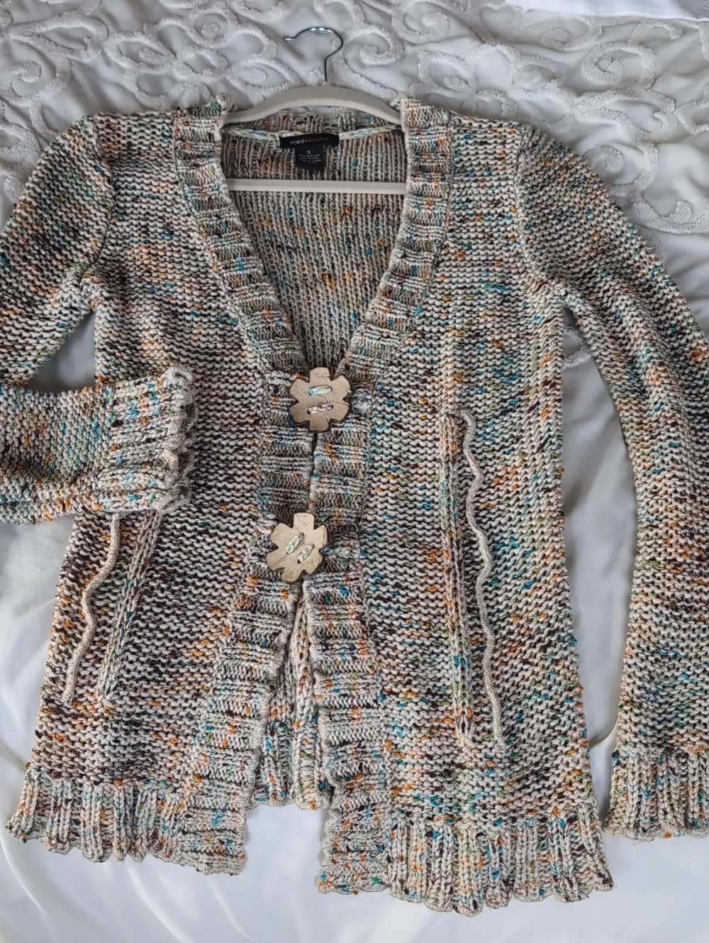 BCBGMAXAZRIA Boho Chunky Knit Wood Flower Buttons Long Sleeve Cardigan Sz S